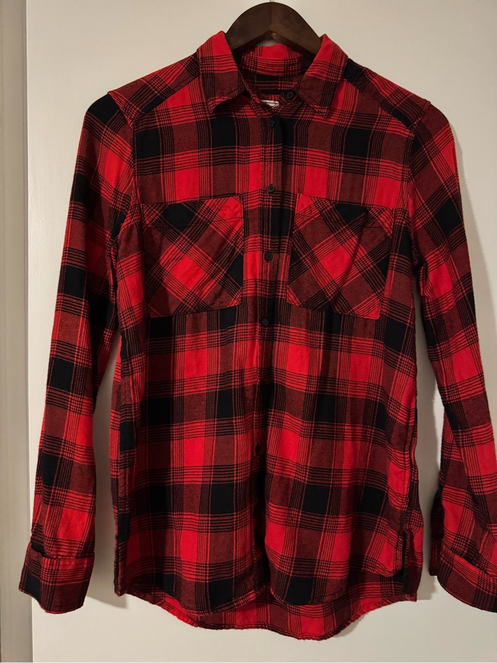 Express Women’s Red and Black Plaid Boyfriend Shirt size XS